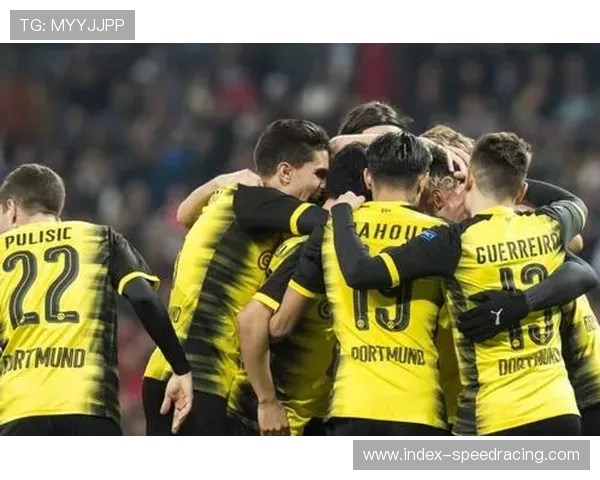 德甲球队欧战表现分析:战术纪律与团队协作的优势 德甲球队欧战表现分析:战术纪律与团队协作的优势